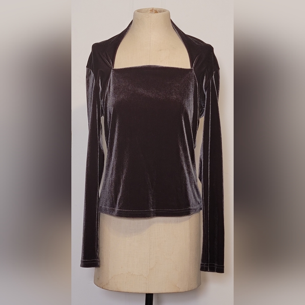 Linda Leal silver/grey velvet top. Size small. 30 bust.